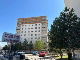 ÇAKIRLAR MAHALLESİ ÖZGÖZE SİTESİ 3+1 DAİRE