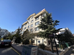 TAYLAND CADDESİ'NDE KİRALIK 4+1 DAİRE